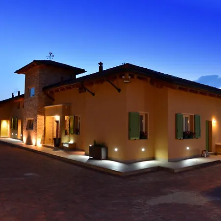 Cristina Bed & Breakfast Castagnole delle Lanze